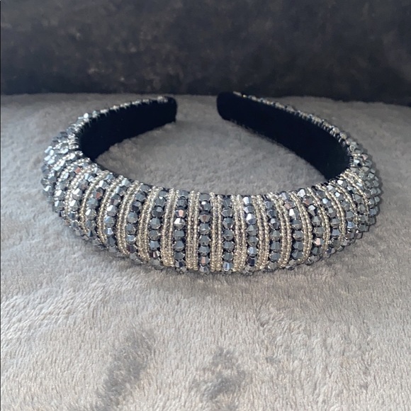 Headbands - Picture 3 of 5